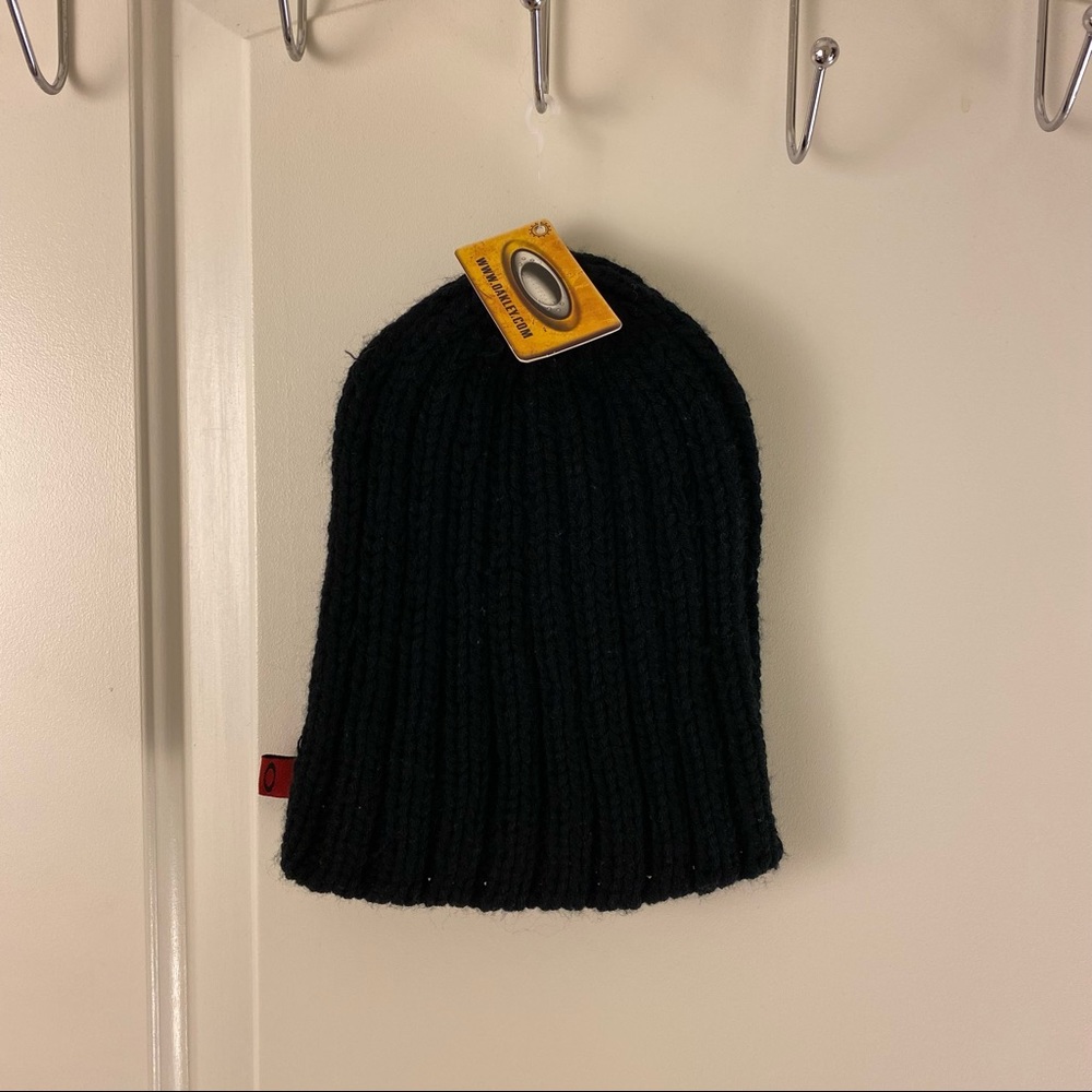 NWT Thick Rib Beanie Oakley Black 91101 001